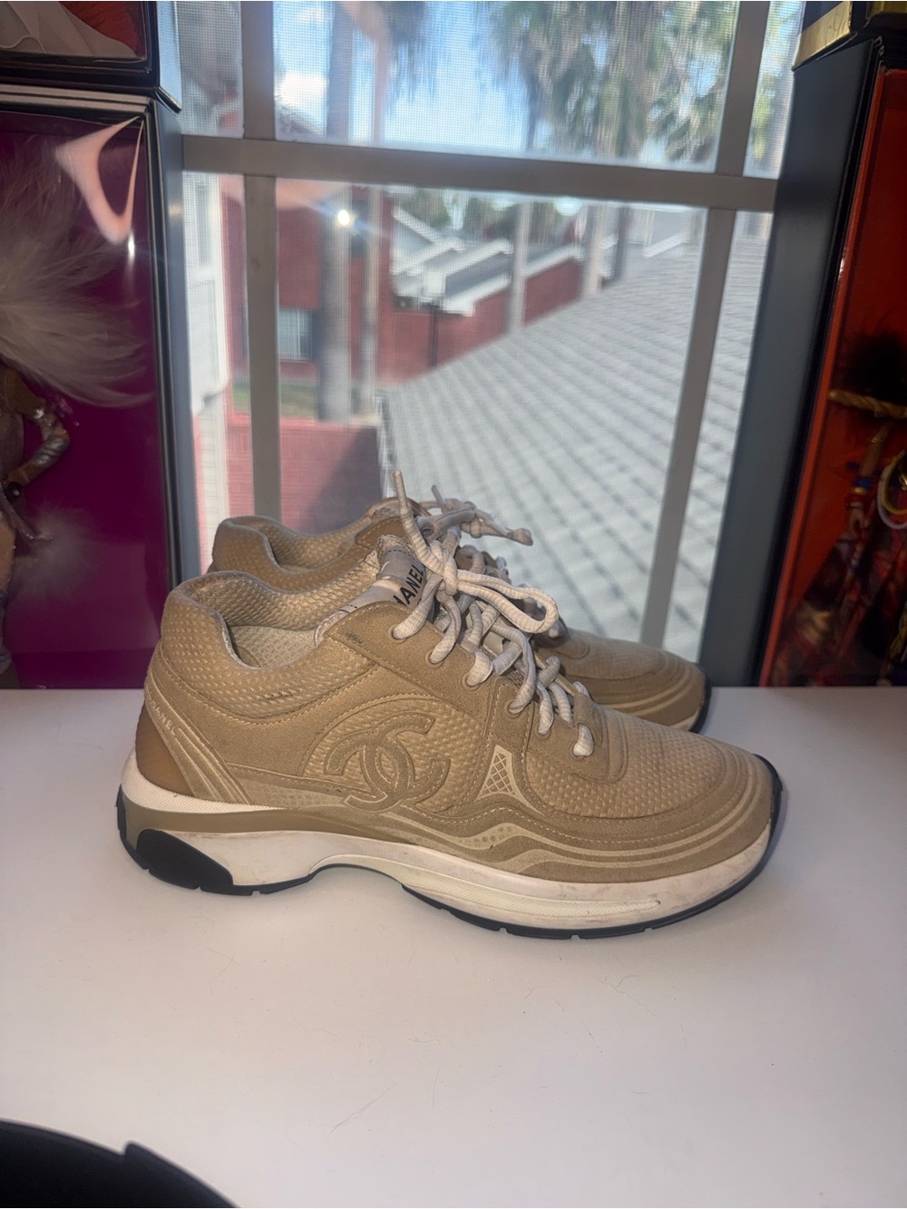 CHANEL SS 2024 CC Logo Runner Sneakers